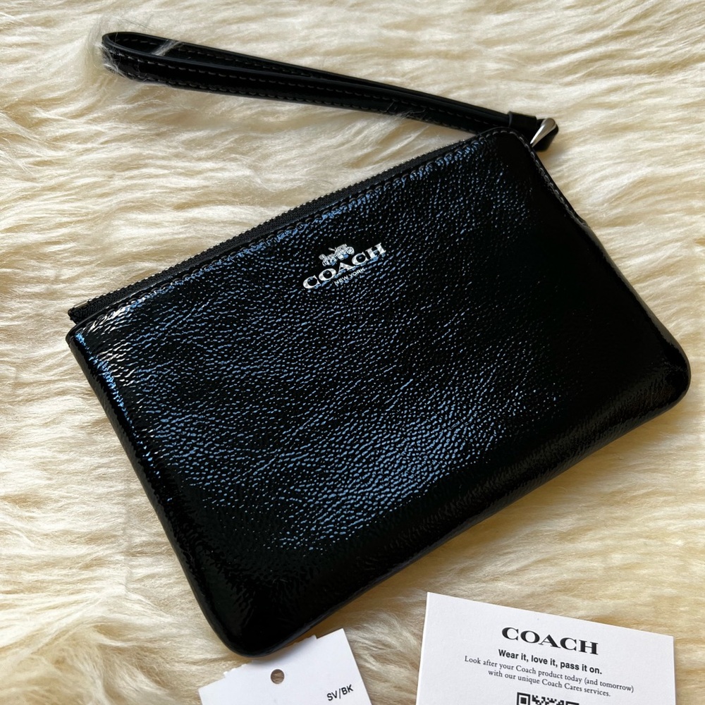 Coach Black Patent Leather Wristlet - Picture 2 of 4